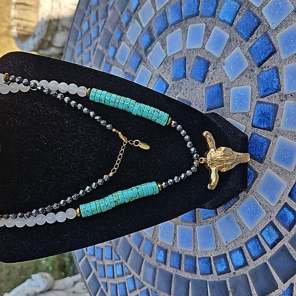 BPD Hematite Quartz Howlite Cow Skull Necklace - Picture 3 of 4